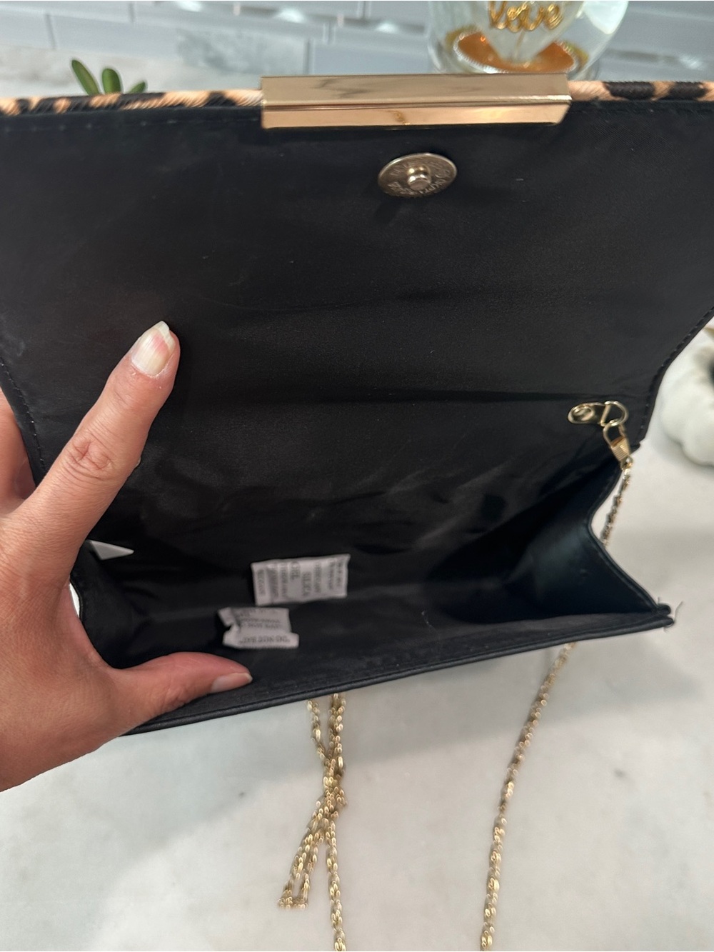 Leopard print crossbody clutch with gold chain strap. NWOT - Picture 7 of 7